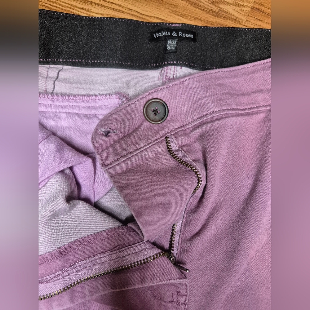 10. Violets & Roses Pink Cropped Pants - Picture 3 of 12